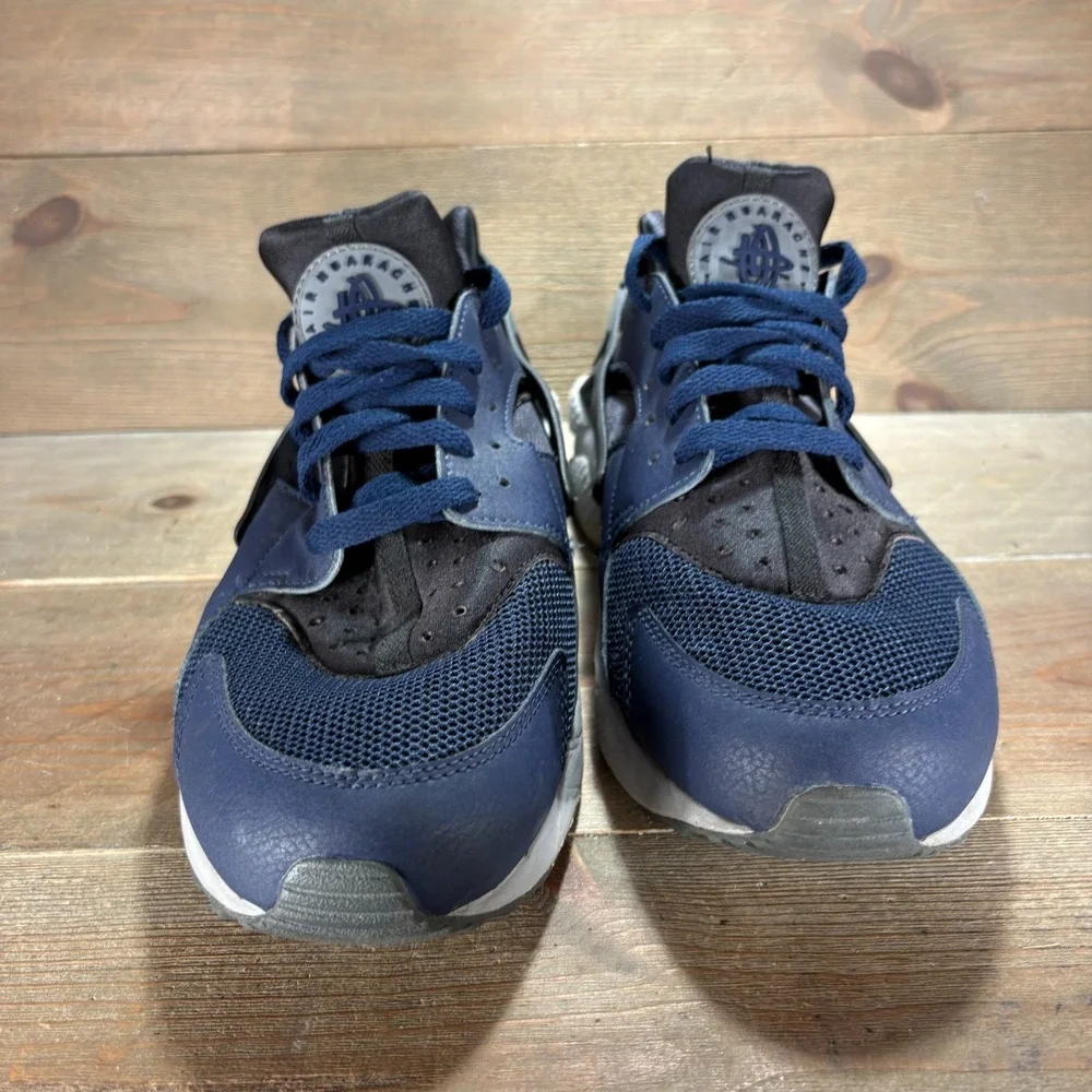 Nike Air Huarache Mens size 10.5 shoes Navy Leather Mesh Running sneakers